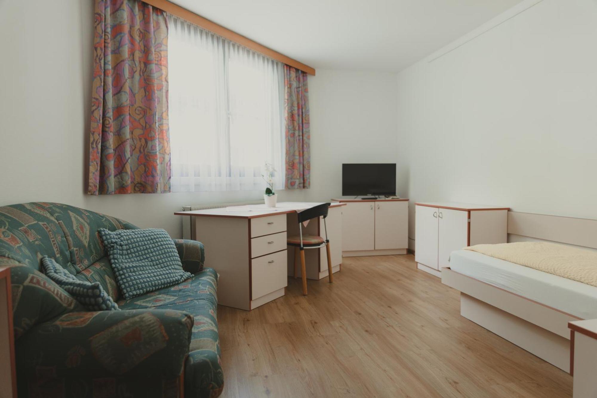 Sommerhotel Karwendel Инсбрук Екстериор снимка