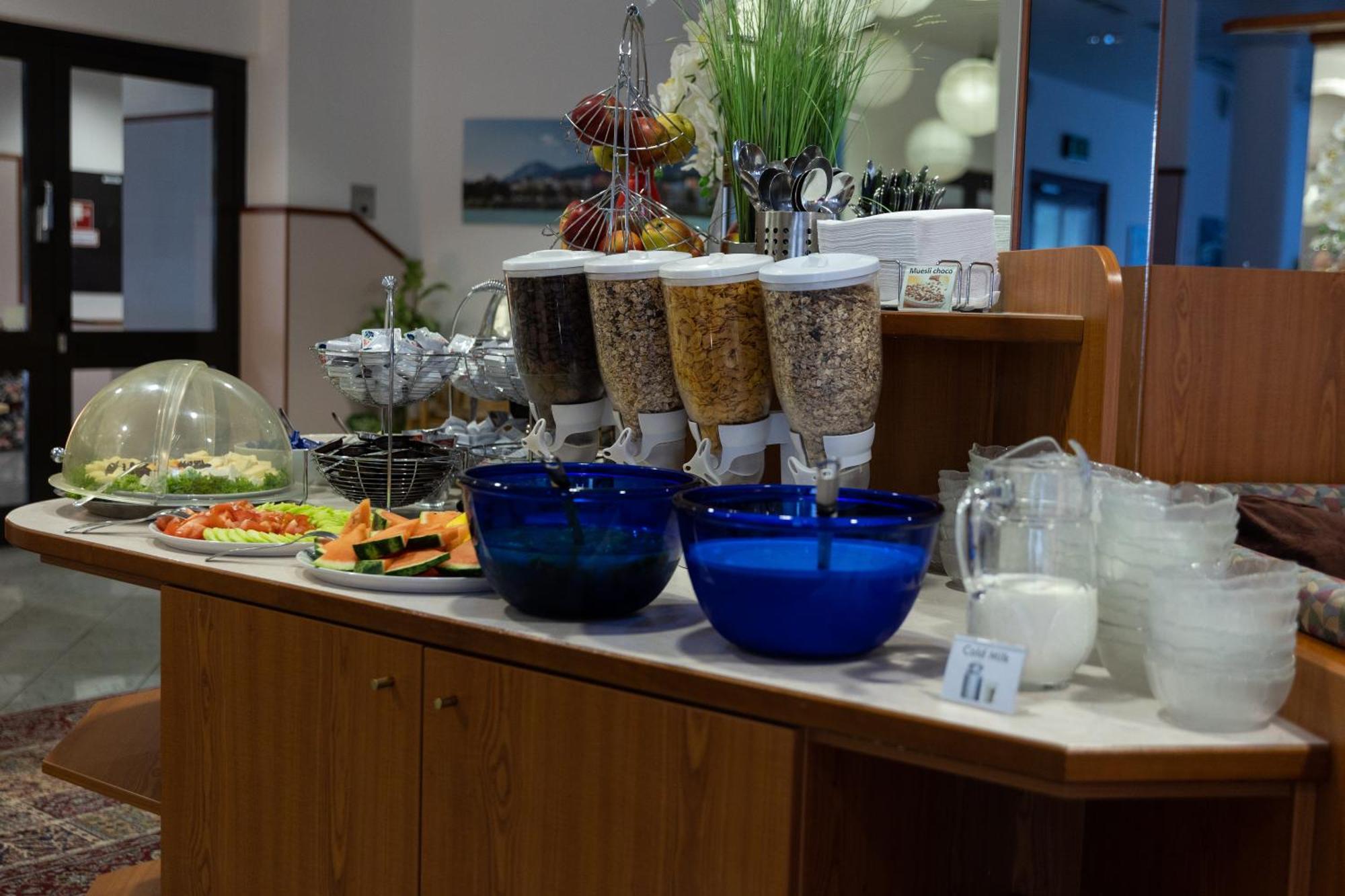 Sommerhotel Karwendel Инсбрук Екстериор снимка