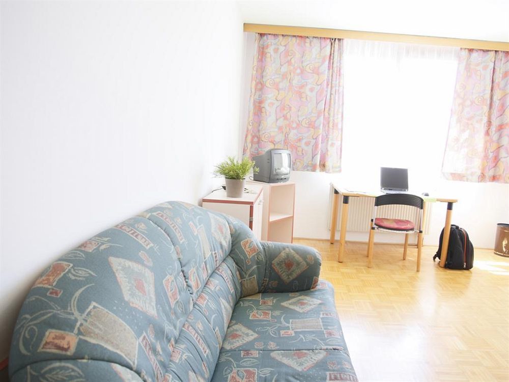 Sommerhotel Karwendel Инсбрук Екстериор снимка